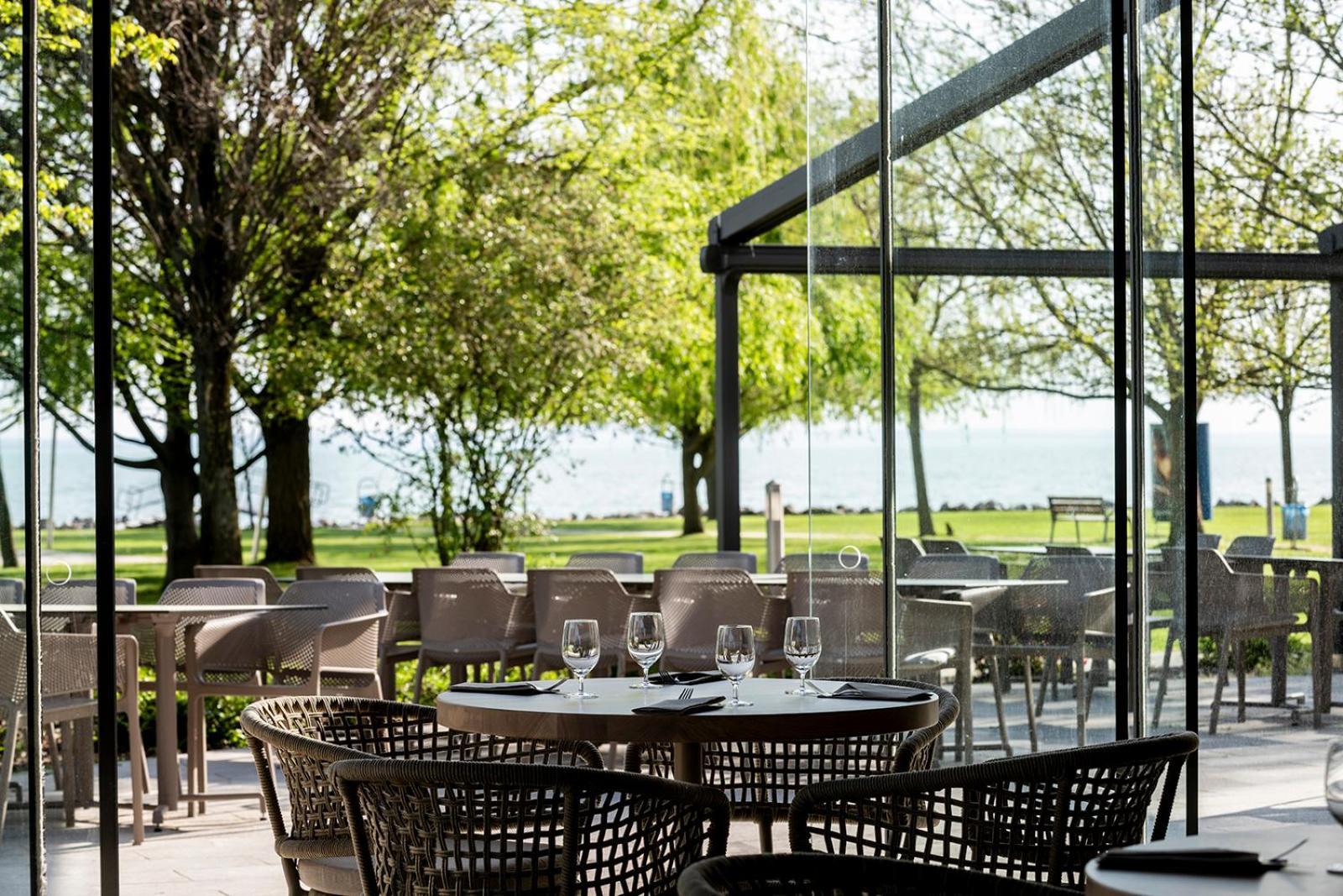 Hotel Marina Port Balatonkenese Exterior foto